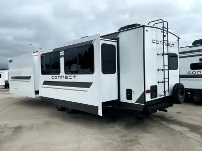 2026 K-Z Connect C333RLK photo 32