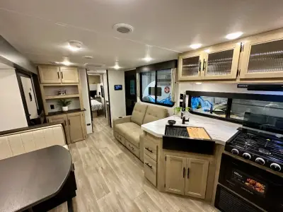 2027 Forest River Cherokee Grey Wolf 26SS photo 5
