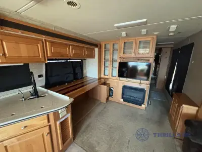2007 Monoco Knight 40S photo 10