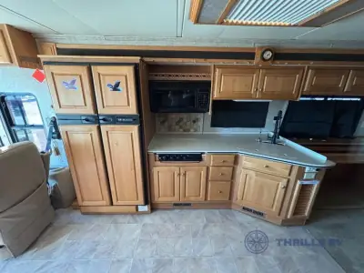2007 Monoco Knight 40S photo 9