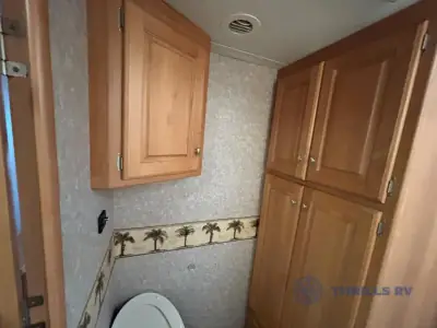2007 Monoco Knight 40S photo 15