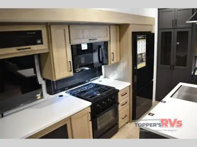2026 Forest River Rockwood Signature R361RLS photo 25