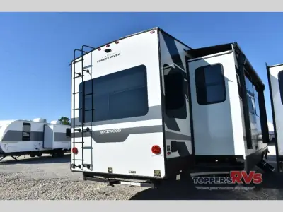 2026 Forest River Rockwood Signature R361RLS photo 3