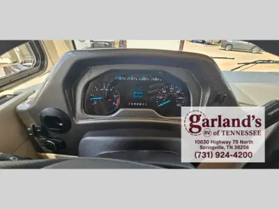 2023 Thor Motor Coach Hurricane 35M photo 5