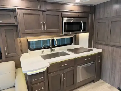 2024 Entegra Coach Aspire 44D photo 11