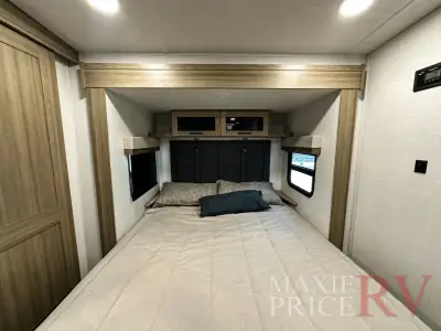 2027 Forest River Flagstaff Micro Lite 25MBR photo 31