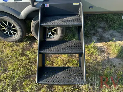 2027 Forest River Flagstaff Micro Lite 25MBR photo 8