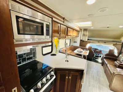 2019 Forest River FORESTER 3041DS photo 16