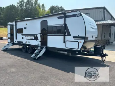 2027 Forest River Surveyor 27 CAMP photo 3