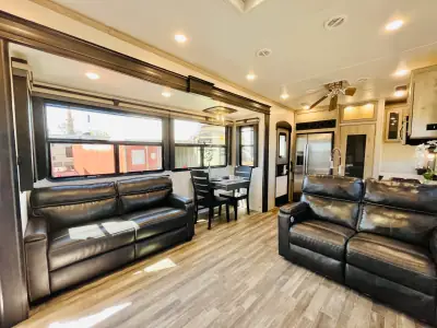 2021 Keystone Alpine M-3910RK photo 23