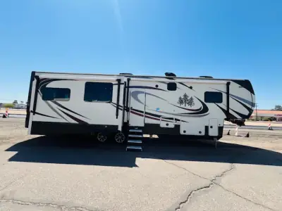 2018 Crossroads REDWOOD 392GK photo 2