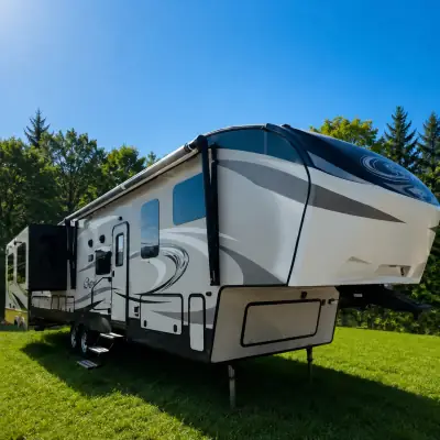 2017 Keystone COUGAR 326RDS