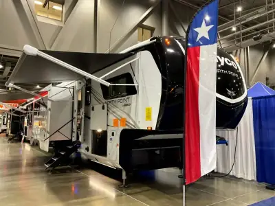 2026 Jayco North Point 395DSDB photo 4