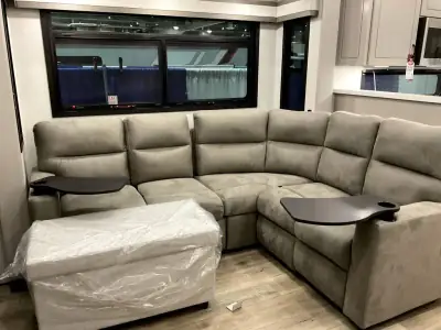 2026 Jayco North Point 395DSDB photo 16
