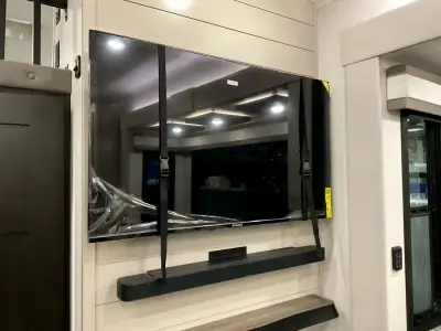 2026 Jayco North Point 395DSDB photo 17