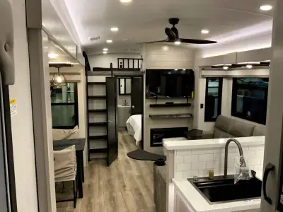 2026 Jayco North Point 395DSDB photo 37