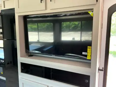 2027 K-Z Connect C261RB photo 21