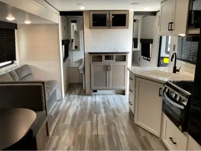 2026 Jayco Jay Flight SLX 261BHSW photo 6