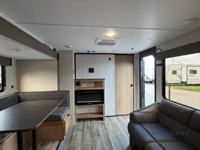 2024 Forest River Cherokee Grey Wolf 26BRB photo 12