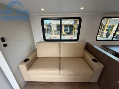 2027 Winnebago ACCESS 32BR photo 13