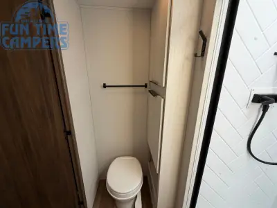 2027 Winnebago ACCESS 32BR photo 26