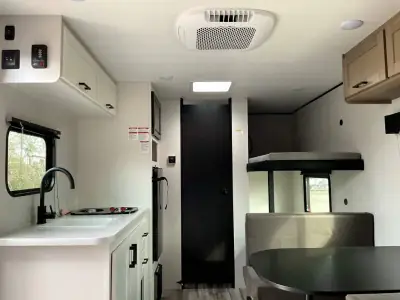 2026 Jayco Jay Flight SLX 170BH photo 9