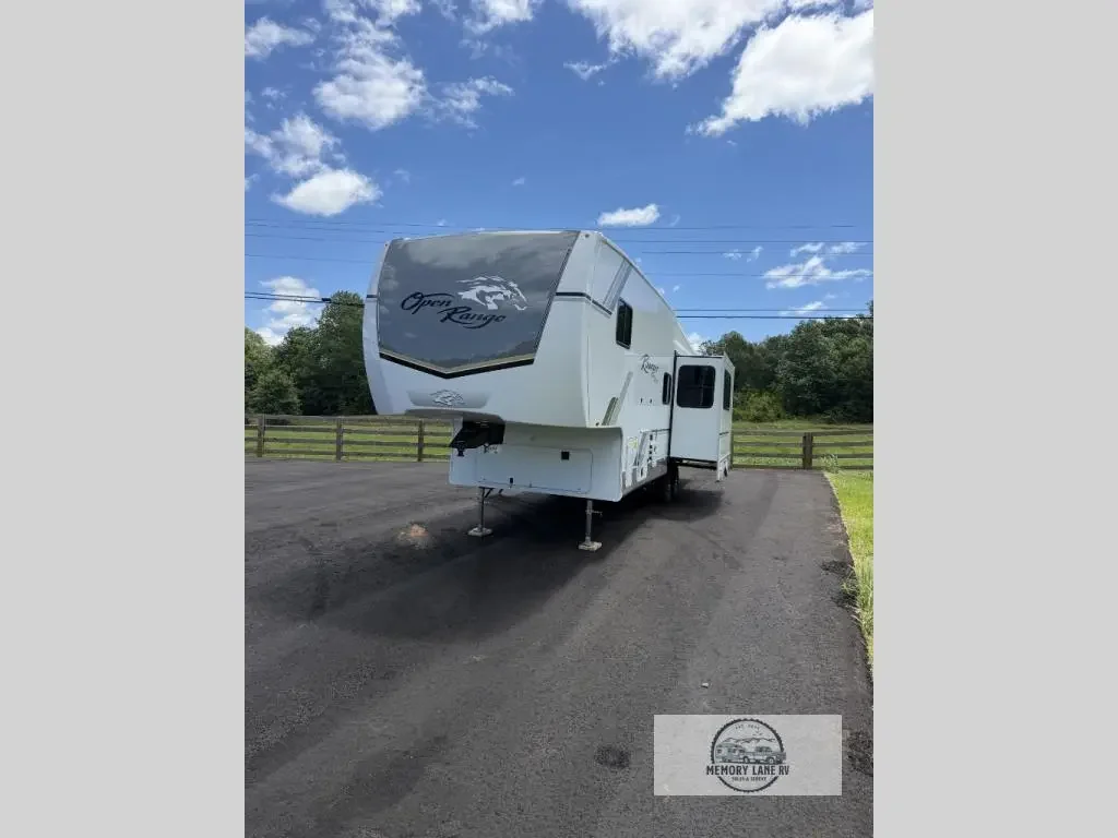 2027 Open Range Roamer Light Duty 28DBSS exterior