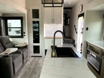 2026 Jayco Eagle 325MKTS photo 11