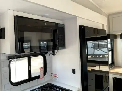 2026 Jayco Eagle 325MKTS photo 17