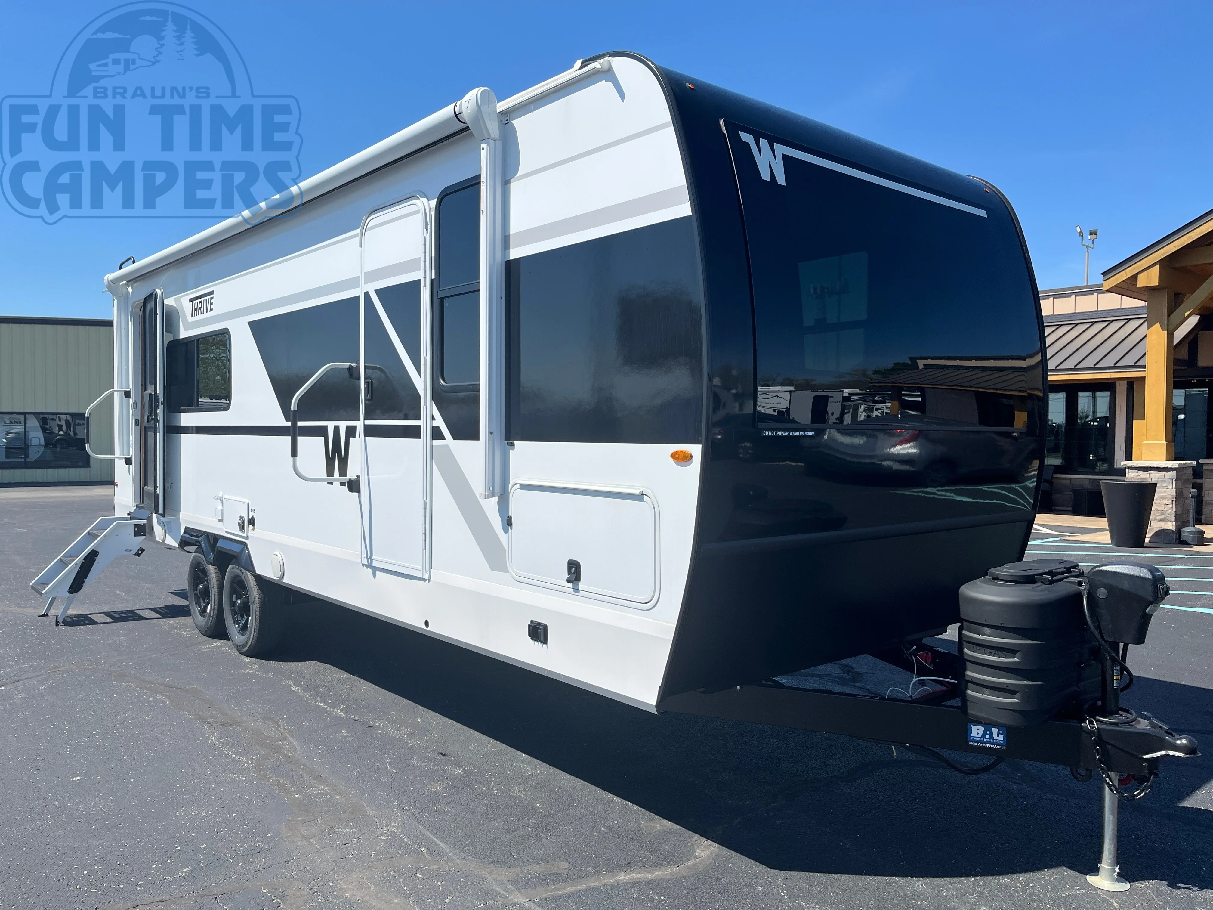 2026 Winnebago THRIVE 24RKS exterior