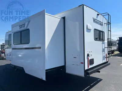 2026 Winnebago THRIVE 24RKS photo 4