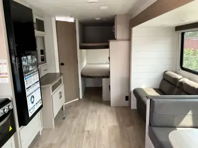 2027 Jayco Jay Flight 280BHS photo 7