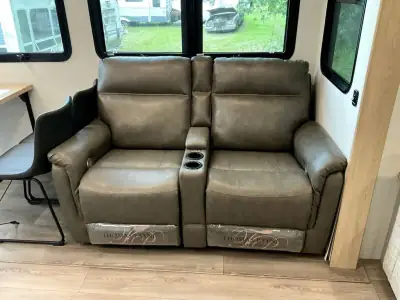 2027 K-Z Ridgeway 31RL photo 12