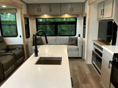 2027 K-Z Ridgeway 31RL photo 17
