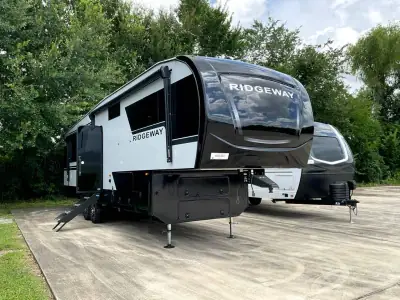 2027 K-Z Ridgeway 31RL photo 3