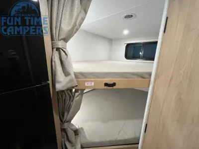 2026 Winnebago THRIVE 22MBH photo 26