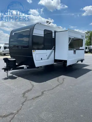 2026 Winnebago THRIVE 22MBH photo 3