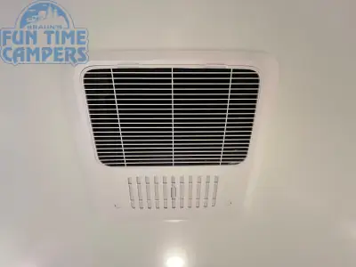 2026 Winnebago THRIVE 22MBH photo 37
