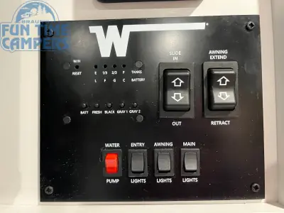 2026 Winnebago THRIVE 22MBH photo 38