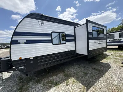 2027 Forest River Cherokee Grey Wolf 23DBH photo 8