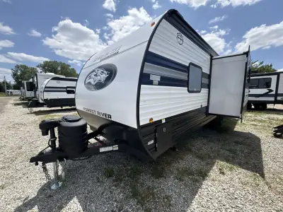 2027 Forest River Cherokee Grey Wolf 23DBH photo 7
