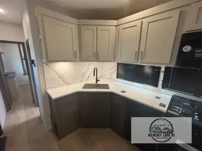 2027 East To West TANDARA 390FL photo 15