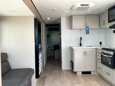 2027 Jayco Jay Feather SL 25RLSL photo 8