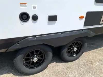 2027 Jayco Jay Feather SL 25RLSL photo 27