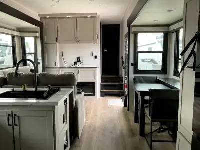 2026 Jayco Seismic 399 photo 7