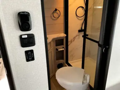 2026 Jayco Seismic 399 photo 21