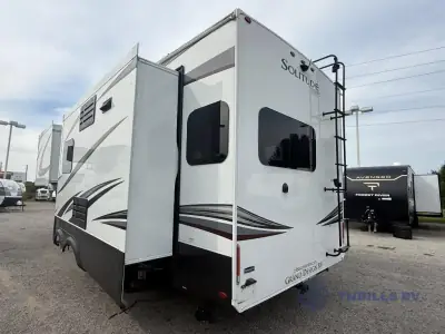 2022 Grand Design Solitude 280RK photo 10