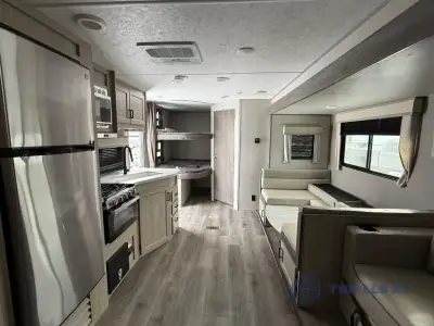 2024 Coachmen Catalina Legacy Edition 263BHSCK photo 11