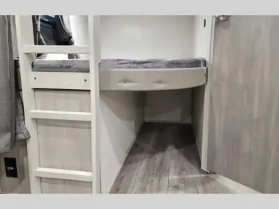 2024 Coachmen Catalina Legacy Edition 263BHSCK photo 26
