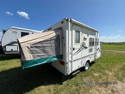 2005 Dutchmen Kodiak 160 photo 4